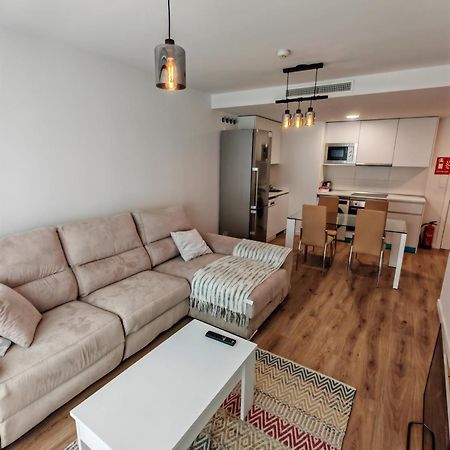 Rivas Futura Apartment Bagian luar foto
