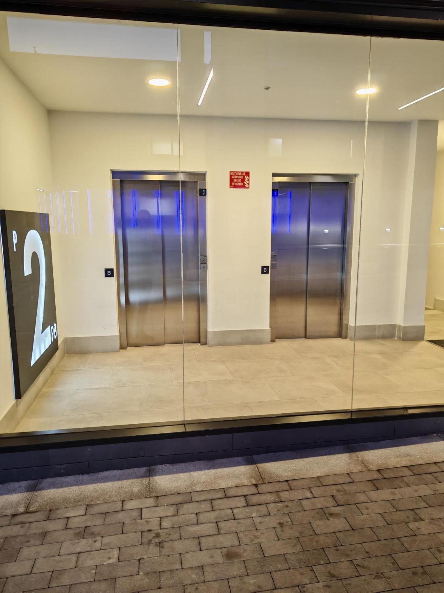 Rivas Futura Apartment Bagian luar foto